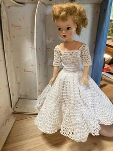 Ideal Tammy Doll vintage with case 2 Outfits-1 A Wedding Dress 1960’s - Picture 1 of 19