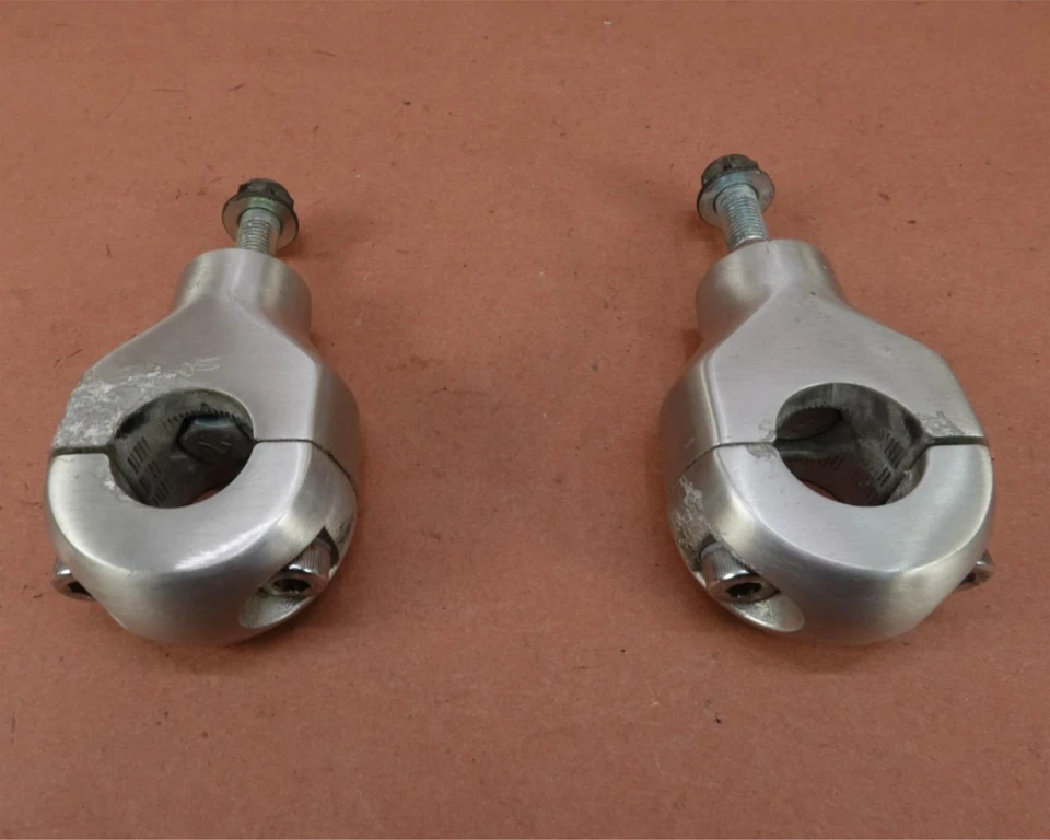 Elevadores de manillar Triumph America 2006-2015 Foto 1 de 4