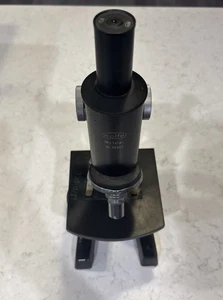 Microscopio vintage Wolfe Wetzlar n.º 35943 - Imagen 1 de 6