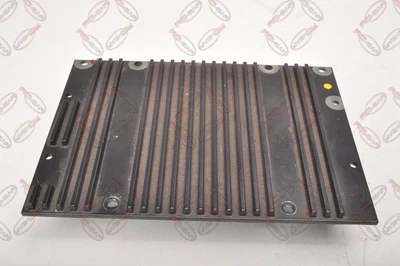 VOLVO XC90 2.4 D5 200CH Amplificateur Radio 31310001 - Photo 1/4