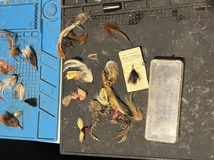 Vintage Fliegenfischen Fliegen Konvolut - Bild 1 von 4
