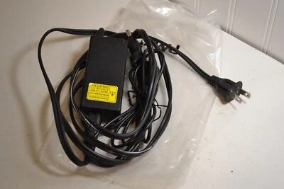 GENUINE Toshiba OEM Laptop Charger PA3822U-1ACA 19V 2.37A Plug Port Supply Cord - Image 1 of 4