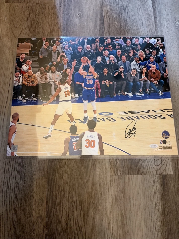 Stephen Curry Golden State Warriors Signed 16x20 Photo JSA COA(consignment) - Image 1 of 3