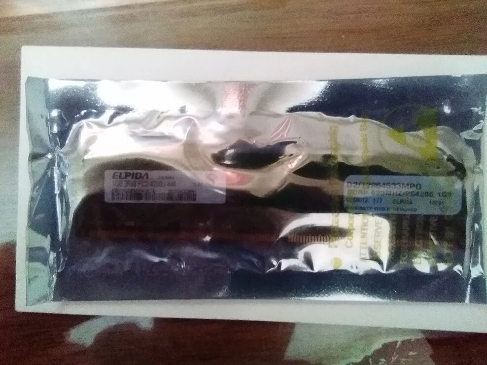 Elpida  1GB 2Rx8 PC2-4200U-444-12 Memory stick NEW-SEALED - Image 1 of 1
