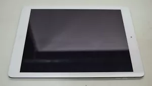 Apple iPad Air A1474 9.7" 16GB Wi-Fi - Silver (Grade B) - Picture 1 of 2