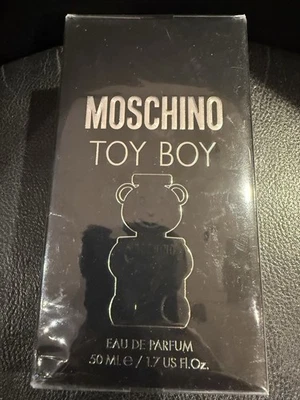 Moschino Toy Boy Eau de Parfum 1.7 OZ / 50 ml Spray  Foto 1 de 3