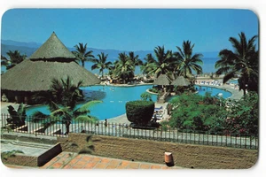 Schwimmbäderbereich des Holiday Inn, Jalisco, Mexiko Vintage Postkarte VPC2. - Bild 1 von 2