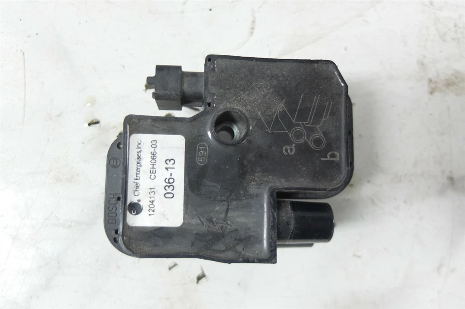 14 Polaris Victory Judge 106 ignition coil pack - Image 1 of 3