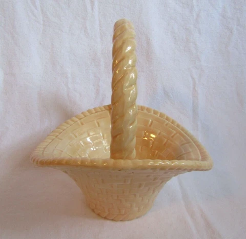 HAND MADE CERAMIC  TWISTED HANDLE LARGE BASKET APRICOT PINK SIGNED 80`S Cover