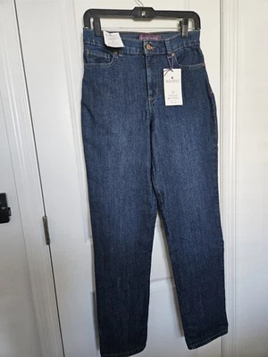 NWT Gloria Vanderbilt The Original Slimming Jeans Sz 6 - Image 1 of 4