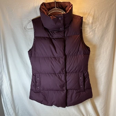 Women’s Athleta Downtown Puffer Vest Maroon or Aubergine Size XS - Image 1 of 4