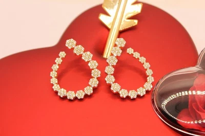 ORECCHINI ARGENTO OVALI FIORI A SCALARE ZIRCONI BIANCHI MM 29X38 EXPLOIT - Immagine 1 di 4