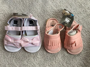 Baby Girl /Toddler Shoes Sandals NEW WITH TAGS size 12 - 18 months pink tassel - Picture 1 of 4