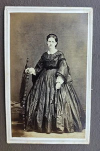Civil War Era Woman on CDV Image Mt Vernon Ohio Photographer Photograph - Picture 1 of 2
