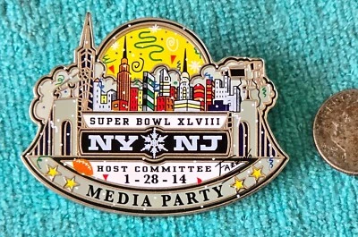 SUPER BOWL XLVIII (48) - "NFL MEDIA PARTY" MEDIA PIN - NFL FOOTBALL -PIN - Image 1 of 2