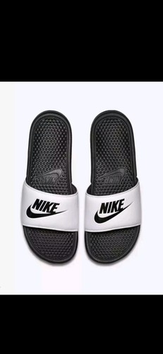 Ciabatte uomo Nike Benassi JDi taglia UK 11 nuove con etichetta
