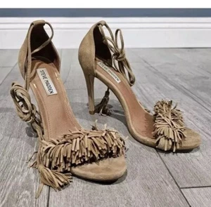 👠😎🤎Steve Madden Marrón Claro Gamuza Flecos Tobillo Envoltura Punta Abierta Tacones 5.5 - Imagen 1 de 8