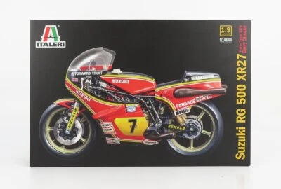 MODELLINO MOTO STATICO ITALERI SUZUKI RG500 BARRY SHEENE WORLD CHAMPION 1978 1/9 - Immagine 1 di 2