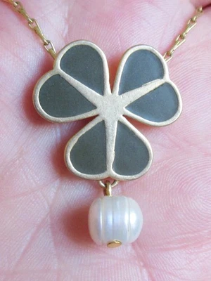 COLLAR COLGANTE TRÉBOL TRÉBOL ESMALTE DANÉS PEREGRINO TONO DORADO 14-17" (13101) Foto 1 de 4