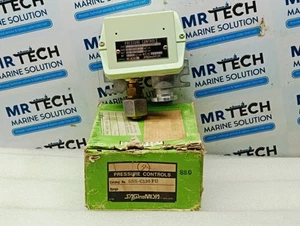 Saginomiya Sns-C130pu Pressure Control / Range: 5 ~ 30kgf/Cm² / Mp: 33kgf/Cm² - Picture 1 of 7
