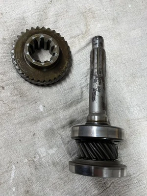 Land Rover Series 3 Matched Primary Pinion & Constant Gear Suffix A to C 606880 - Image 1 of 4