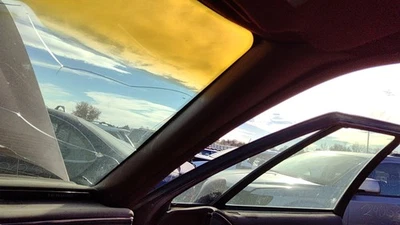 Buick Lesabre 1998 pasajero derecho un pilar moldura parabrisas poste panel OEM rojo Foto 1 de 4