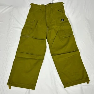 Levis Utility Pants Men 32x31 Military Green Thick Heavy Strong Cargo Work B10 - Picture 1 of 10