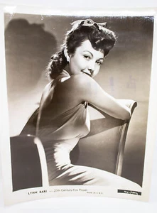 1946 ORIGINAL HOLLYWOOD LYNN BARI PORTRAIT FOX PLAYER STUDIO PHOTO sexy rare - Picture 1 of 3
