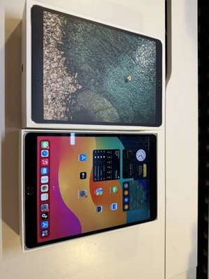 Apple iPad Pro 1. Gen 64GB, Wi-Fi, 10,5 Zoll - Silber - Bild 1 von 4