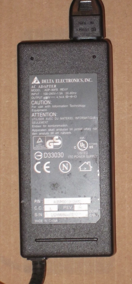 Adaptador de CA fuente de alimentación Delta ADP-90FB negro 19V 4,74A para computadora portátil Inspiron Foto 1 de 1