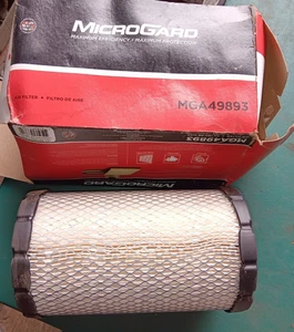 Microgard MGA49893 Engine Air Filter for 2008-2012 Ford Escape Limited 3.0L V6 - Bild 1 von 1