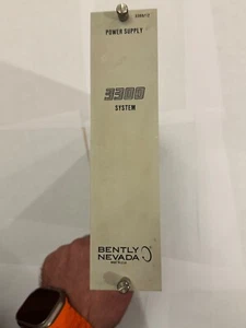 Fuente de alimentación Bently Nevada 3300/12-01-20-00 - Usada, buen estado de funcionamiento - Imagen 1 de 2