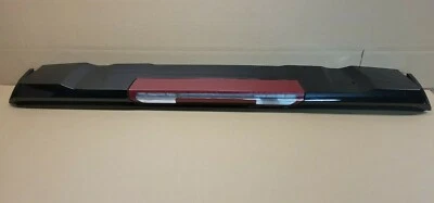 Alerón de techo trasero GM NEGRO con luz para Silverado Sierra 1500 2019-2021 23397377 Foto 1 de 4