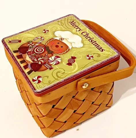 Wicker Woven Basket with Handle and Lid Gingerbread Man Christmas Holiday Cover