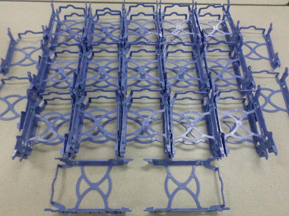 36 x OEM Lenovo Hard Drive Caddy for Lenovo Small Form Factor SFF M91p Computer - Image 1 of 4