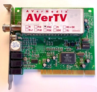 Tarjeta Sintonizadora TV PCI 32bits 5V S-Video AVerMedia AVerTV - Imagen 1 de 2