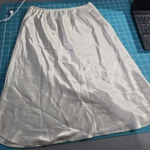Vintage Far West halber Slip groß creme elfenbein Satin Nylon USA 23" Länge elastisch - Bild 1 von 6