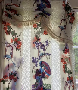 Gardine Flächenvorhang Geisha japanische Blumen 78x60 Spitze transparent Fransenborte Oma Kern - Bild 1 von 6