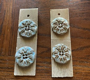 4 Incomparable Buttons, Ceramic Blue Brown Flowers 2 Inches Round New - Picture 1 of 3