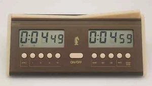 SUPER SELTENE DIGITALE SCHACHUHR CHESS CLOCK MÄDLER um 1990 - Bild 1 von 4