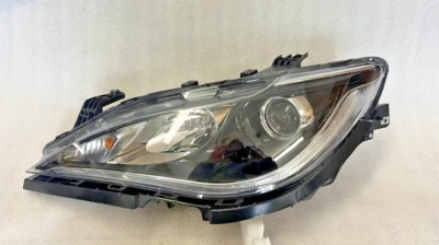 Faro izquierdo para conductor Chrysler Pacifica 2017-2020 con luz alta diurna OE Foto 1 de 4