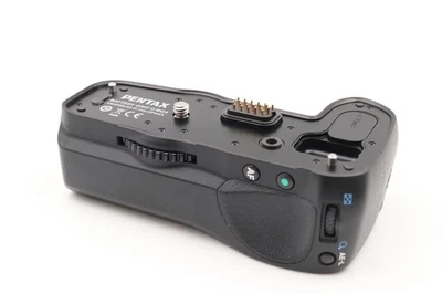 [ MINT ] Pentax D-BG4 Battery Handle Grip For K-5 K-7 K-5II K-5IIS JP #14827 - Image 1 of 4