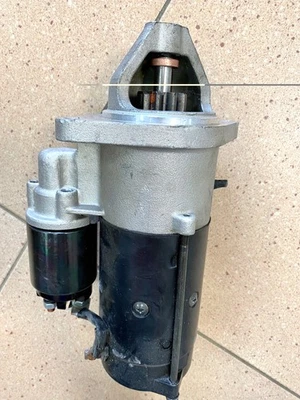 Arrancador de lo contrario U.68270 0.001.230.212 12V 3.0kW - Imagen 1 de 4