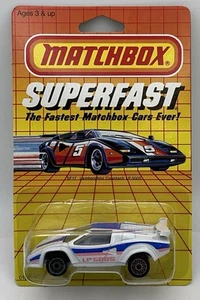1985 Matchbox Superfast Lamborghini Countach LP-500S SF17 - Picture 1 of 6