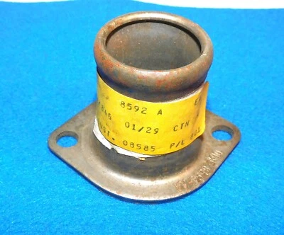 70-73 Mustang Cougar NOS 351C Boss CJ TERMOSTATO CARCASA CONEXIÓN SALIDA AGUA Foto 1 de 4