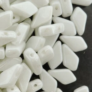 Tschechische Glas Drachen Perlen 2 Loch 9x5mm 9GM Kreide Weiß Glanz CZKT-03000-14400 - Bild 1 von 4