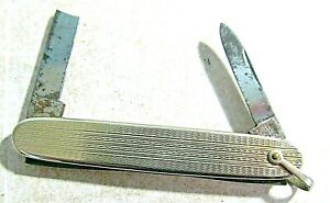 Vintage IMPERIAL 2 Blade Pocket Knife w 1 blade broken 2284833 P2689400 Prov RI 