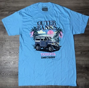 T-shirt Toyota Outer Banks Land Cruiser blu e rosa taglia media M - Foto 1 di 6