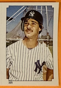 1984 Don Mattingly O-Pee-Chee Baseball CANADA NY Yankees Sticker #325 #297 - Picture 1 of 3