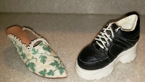 LOT OF 2 Just The Right Shoe SNEAKING Mini Black Sneaker 1998 Touch of Lace 1999 - Picture 1 of 6